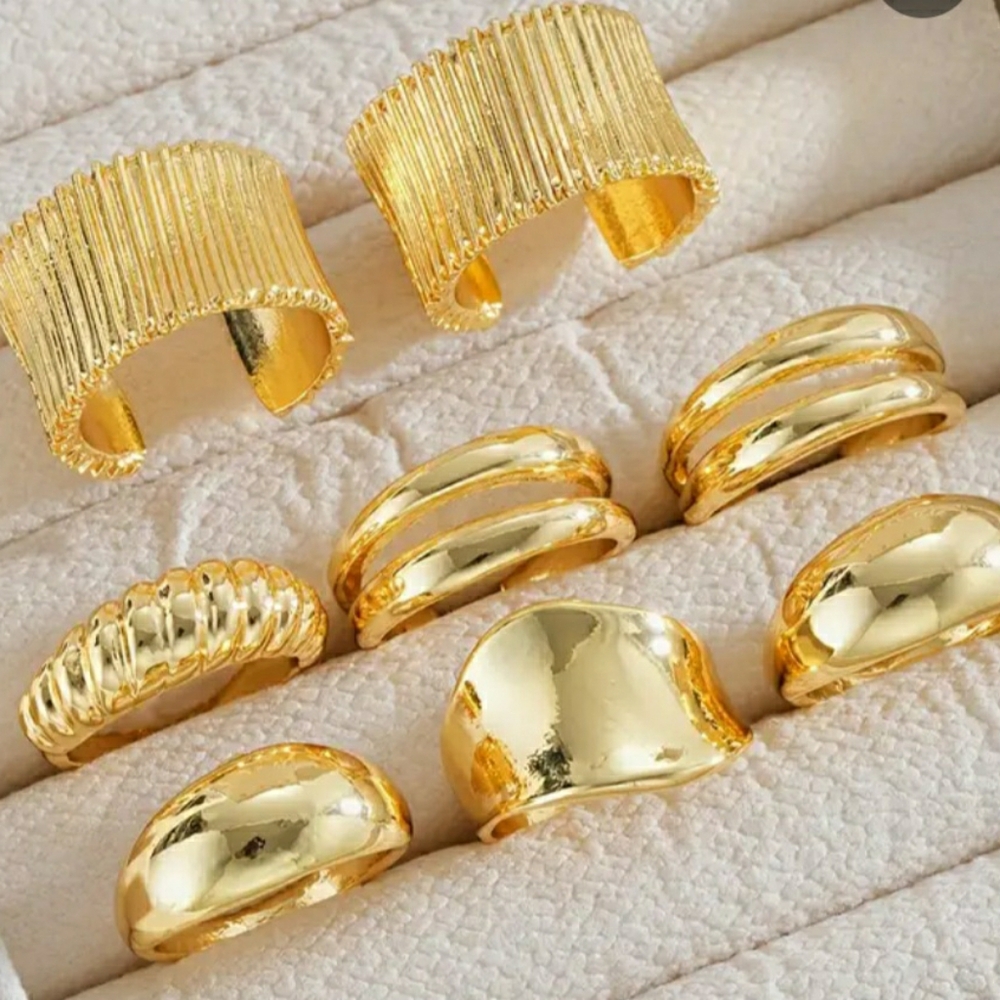 4x $15 Elegant Gold-Tone Ring Set